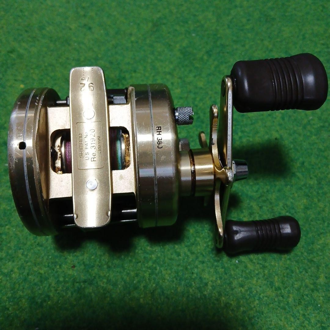 [Used] SHIMANO CALCUTTA 200XT Gold Double Handle Baitcasting Reel – From JAPAN