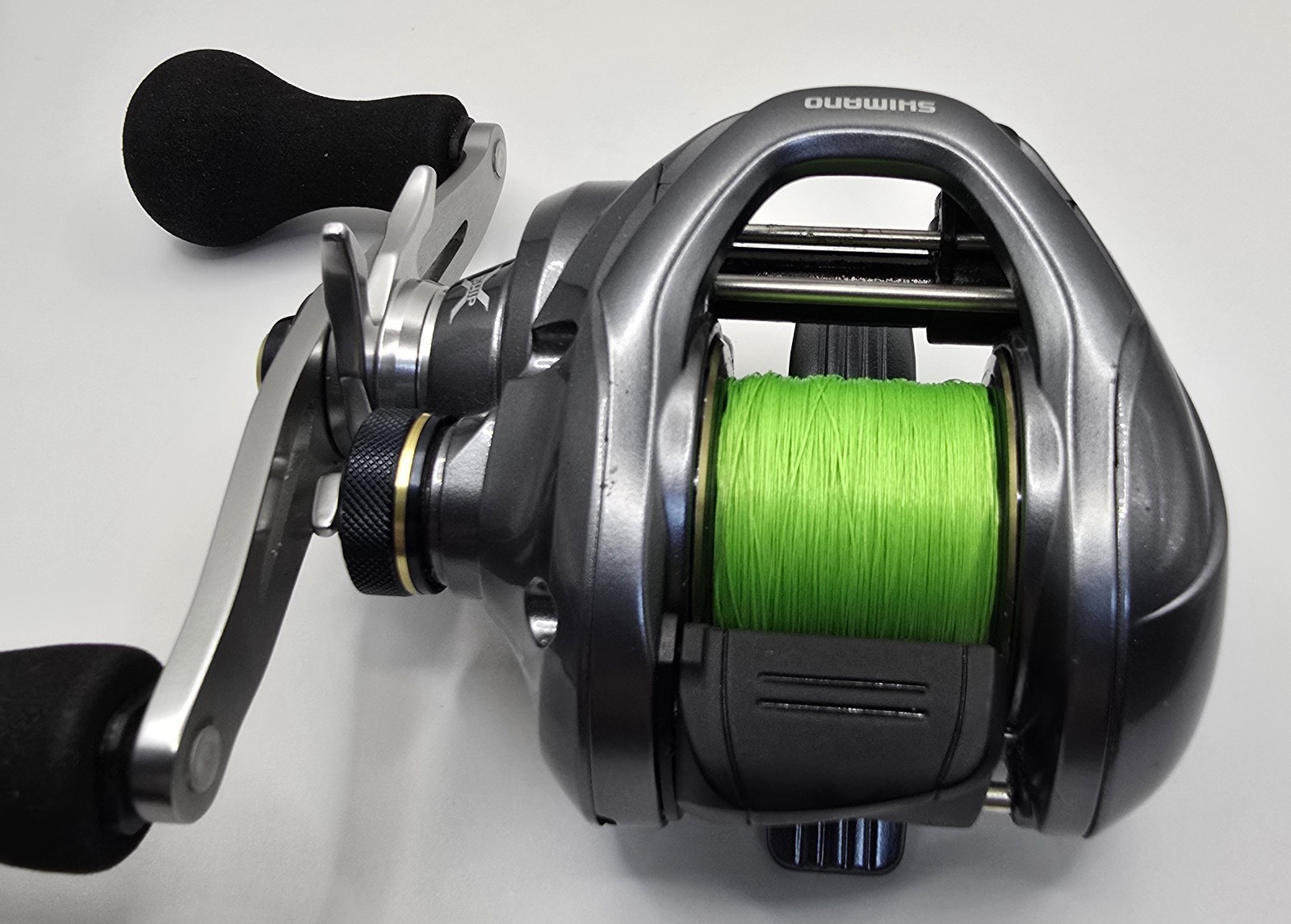 Shimano 14 Bay Game 301HG Left Baitcast Reel JDM Saltwater Light Jigging Power