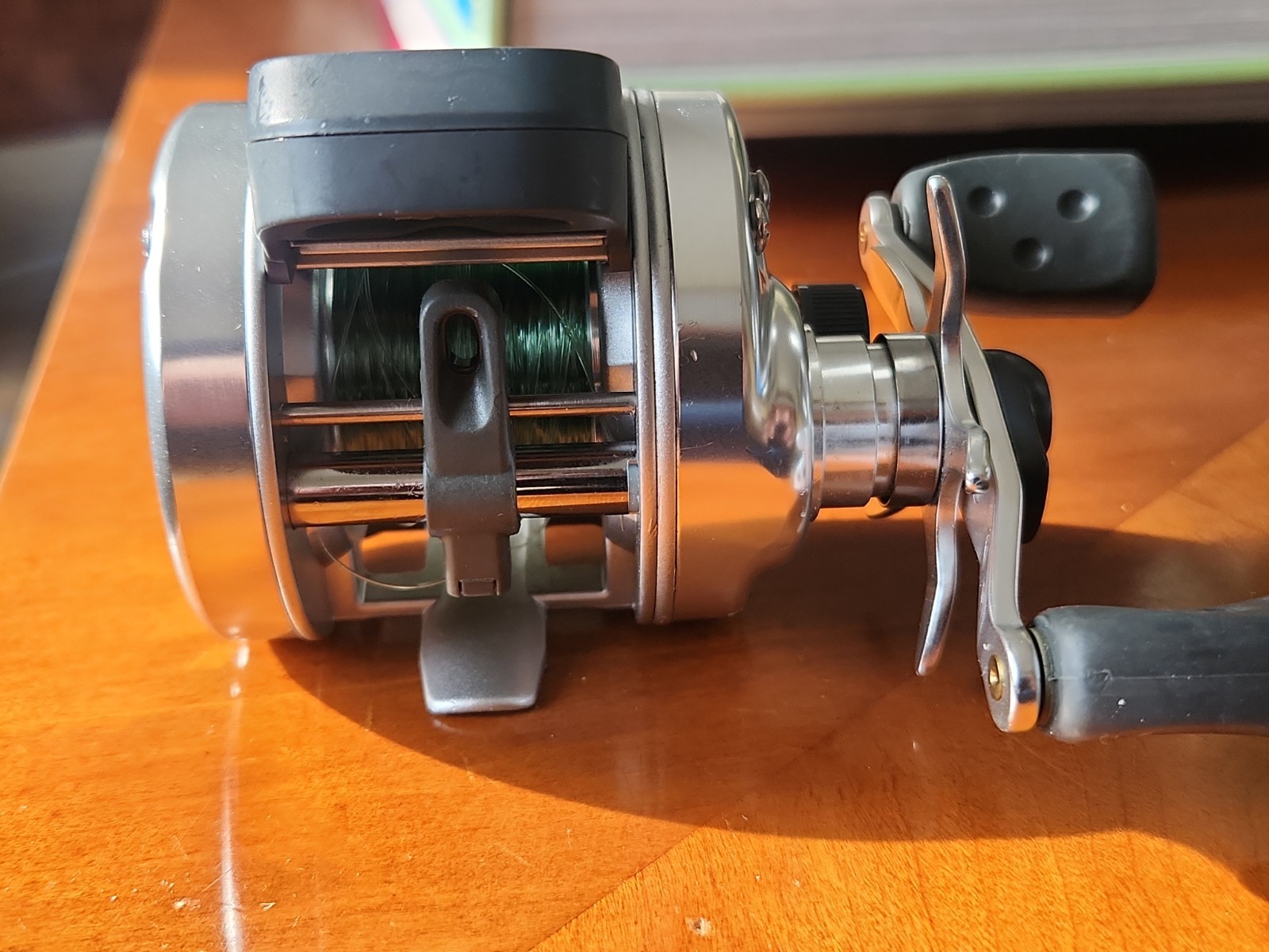 Vintage Abu Garcia Ambassadeur 5501-SLC Baitcasting Reel Display Works