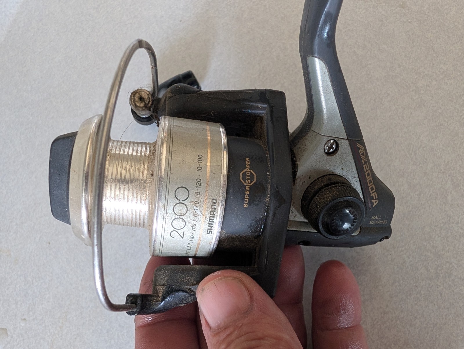 Shimano AX2000FA Spinning Reel. Works.