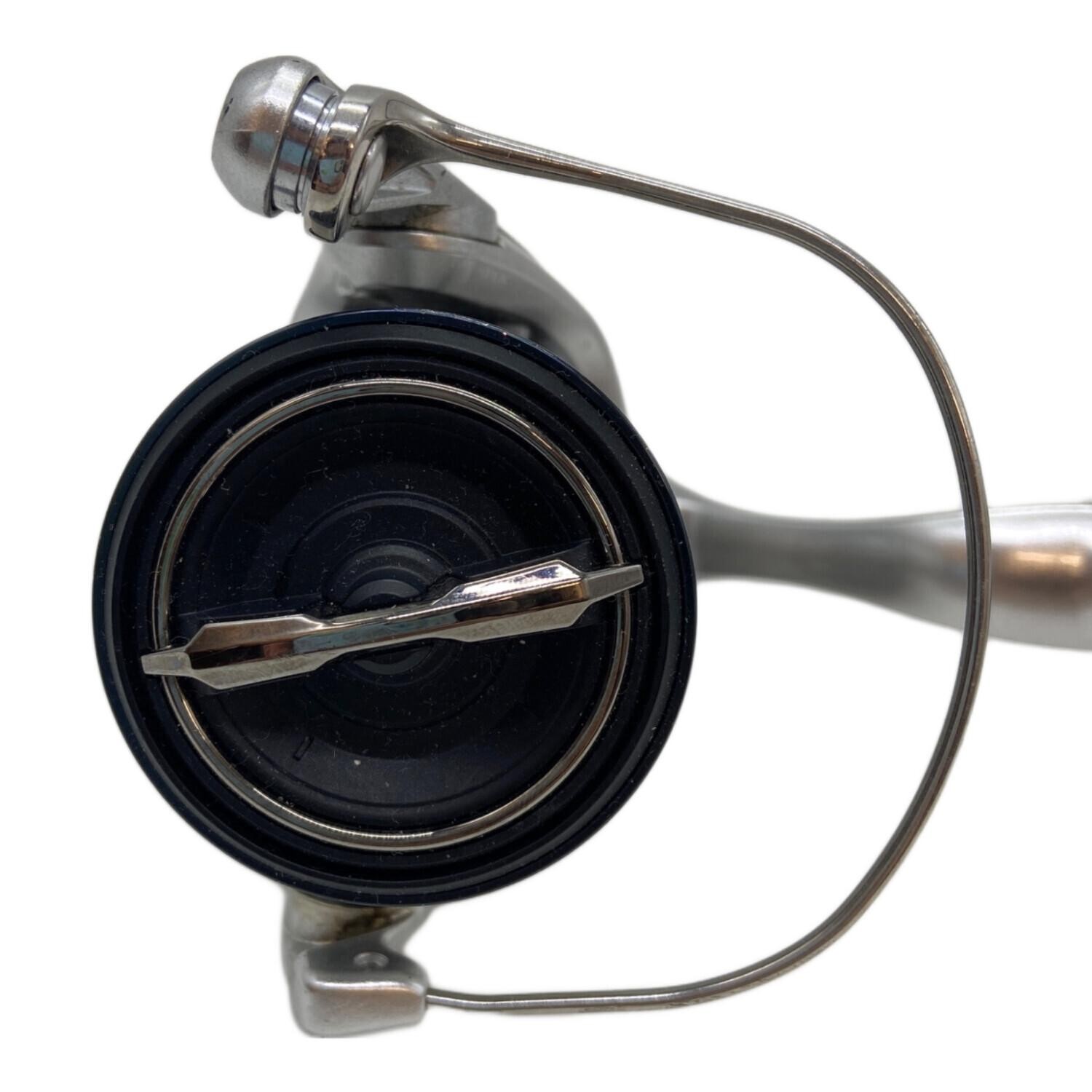 (Used) Shimano 23 Stradic 2500SHG Versatile Spinning Reel from Japan