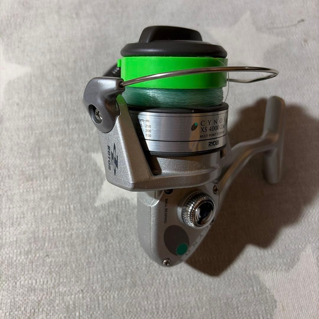 RYOBI CYNOS 4000 ZM Spinning Reel Line Included Silver/Green Used