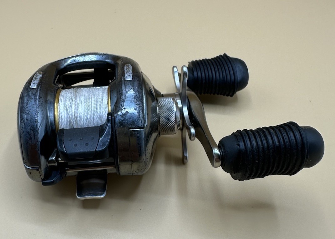 Shimano Chronarch 100BPV Right Handed Baitcasting Fishing Reel