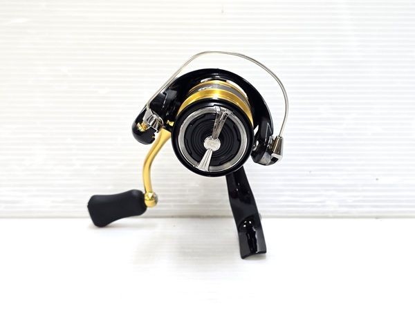 Daiwa Regalis LT1000S Spinning Reel Used Boxed 23 Model