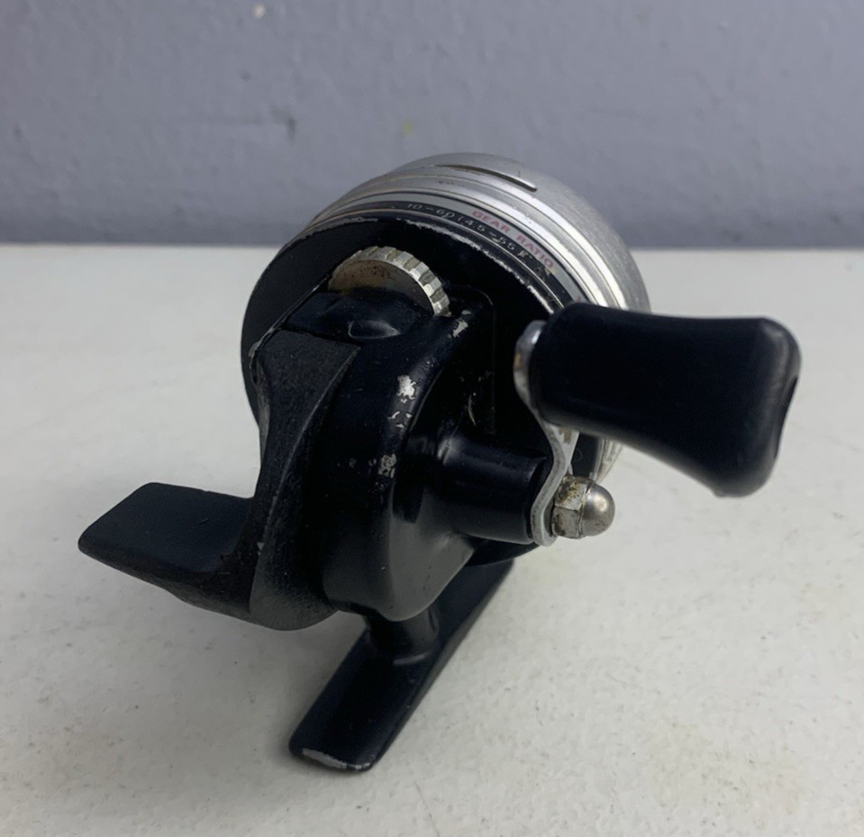 Vintage Daiwa 9300C Fishing Reel Fresh Water Reel Made in Korea