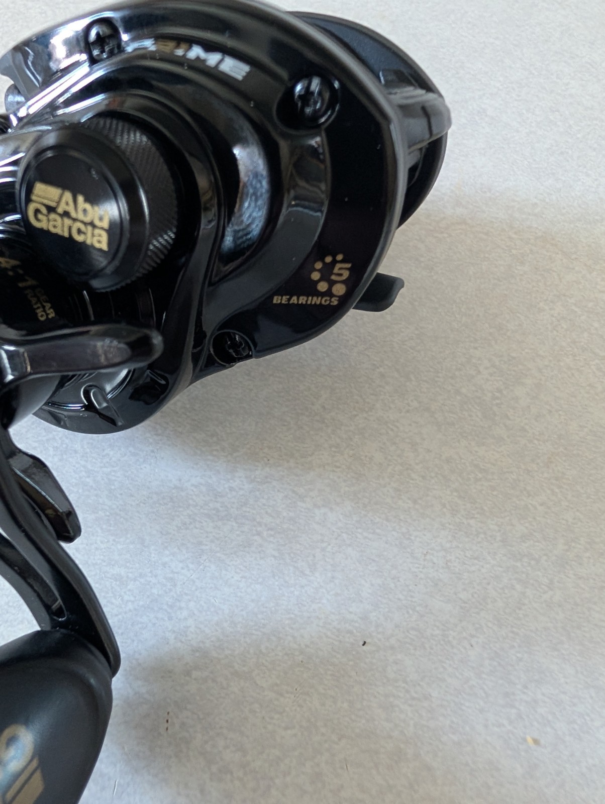 Abu Garcia Prime 21 Black Left Hand Low Profile Baitcasting Reel. PRIMEBLP-L