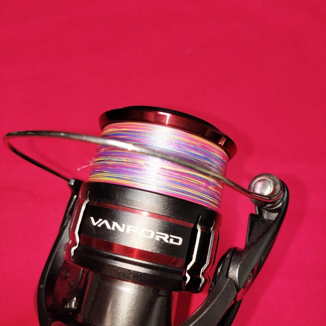 Shimano Vanford C5000XG Spinning Reel Light Use Good Condition Line Included