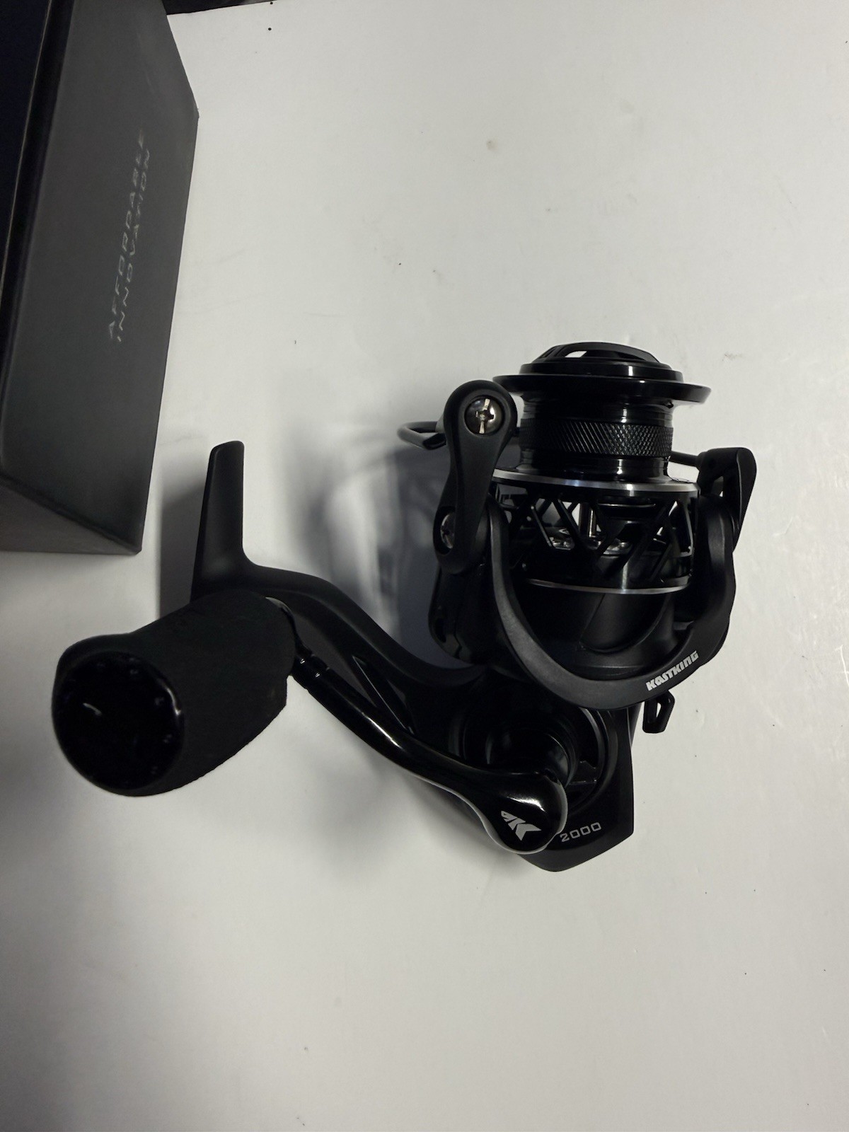 KastKing Zephyr Spinning Fishing Reel 8BBs 22LB Carbon Drag 5.2:1 Gear Ratio