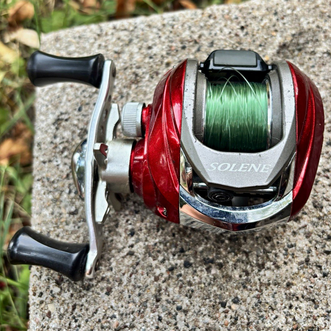 Pinnacle Solene SLP10 Baitcast Reel 6.2:1 Right-Hand 10BB 12lb/120yd Star Drag