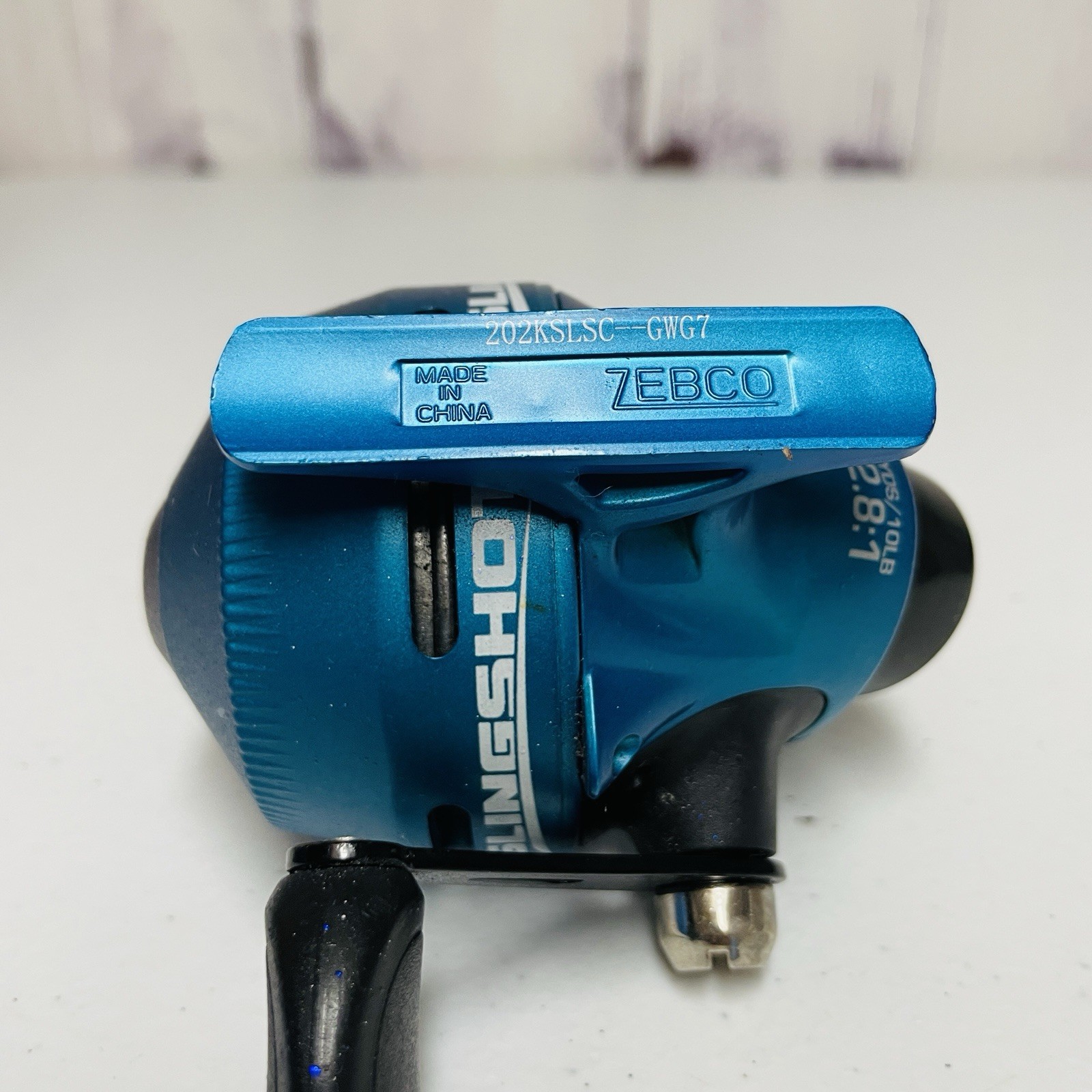 ZEBCO Slingshot Spincast Reel Blue 2.8:1 Gear Ratio