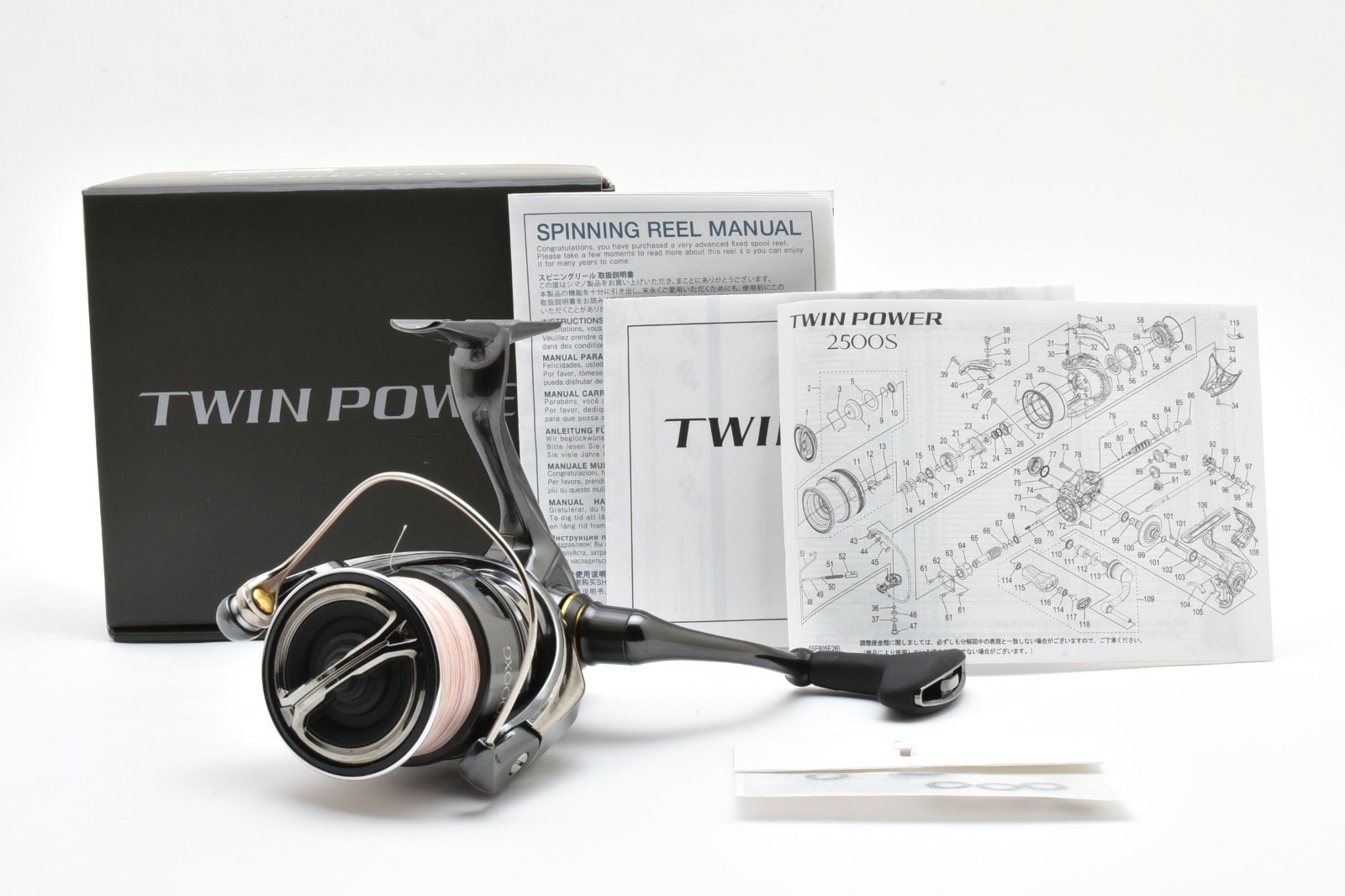 Shimano 24 TWIN POWER C3000XG Spinning Reel Near Mint From JAPAN #2632