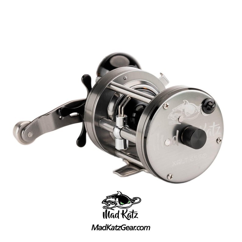 Mad Katz Xalt 6550 CARBON Right Hand Fishing Reel 4.2:1
