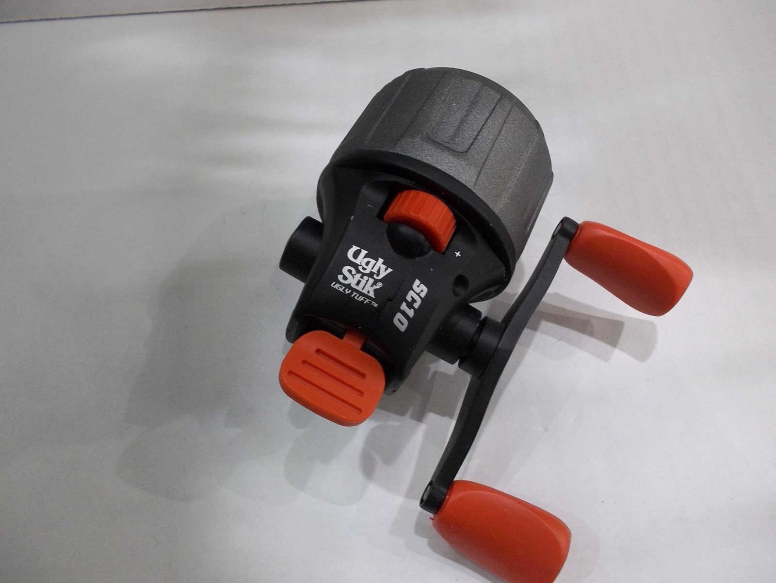 Ugly Stik SC 10 spincast reel