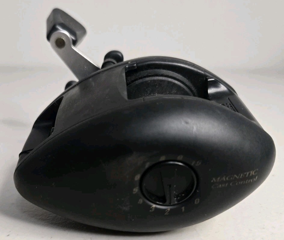 Vaitcast Fishing Reel EZ CAST Unbranded I Guess?