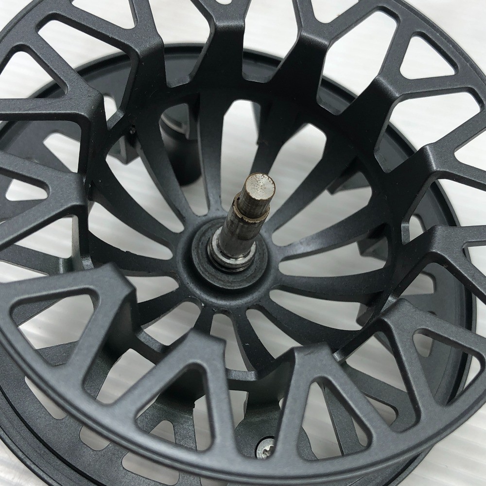 TIEMCO Oracle MA Fly Reel 7/8 Iron Gray Used, Slight Scratches/Dirt