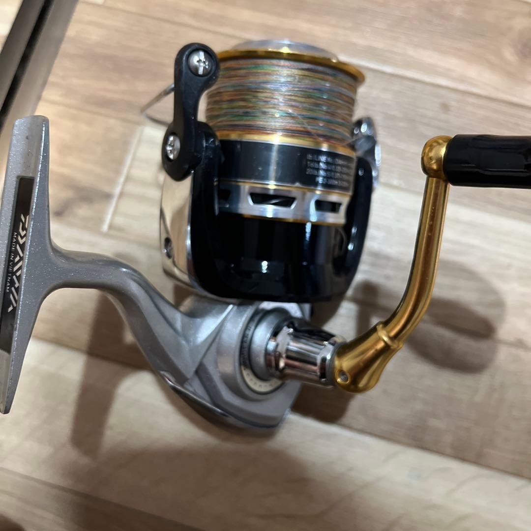 Daiwa Crest 3500 Spinning Reel 1.2 Roll 200M