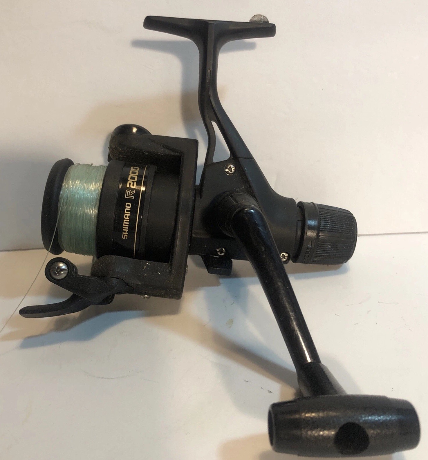 Vtg Shimano Spinning R2000 GUC Quick Fire Trigger Black Graphite