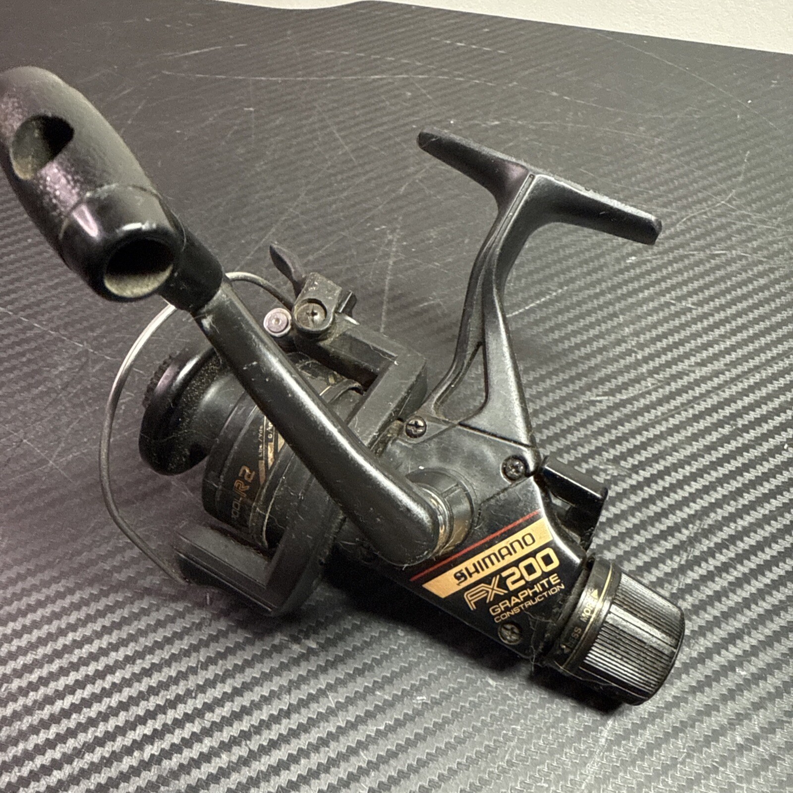 Shimano Quickfire II FX200 Graphite Construction Spinning Fishing Reel
