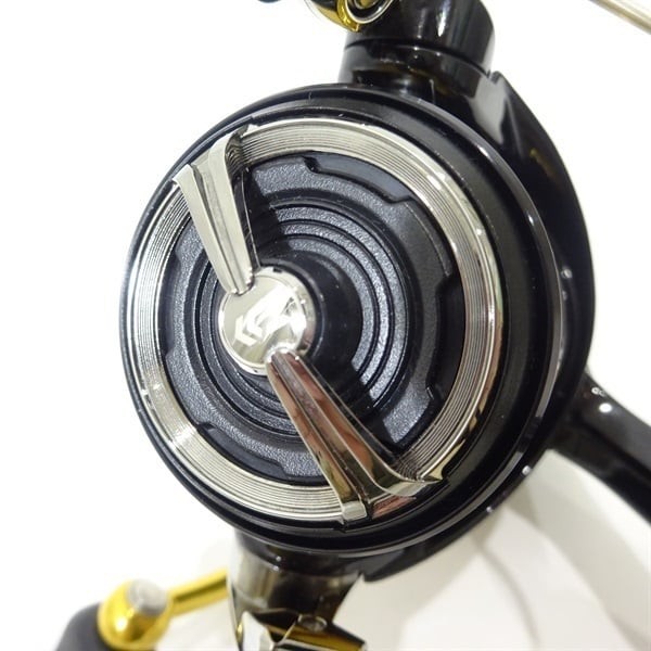Daiwa 23 Legalis LT1000S Spinning Reel Air Drive JDM Used Good Condition Japan