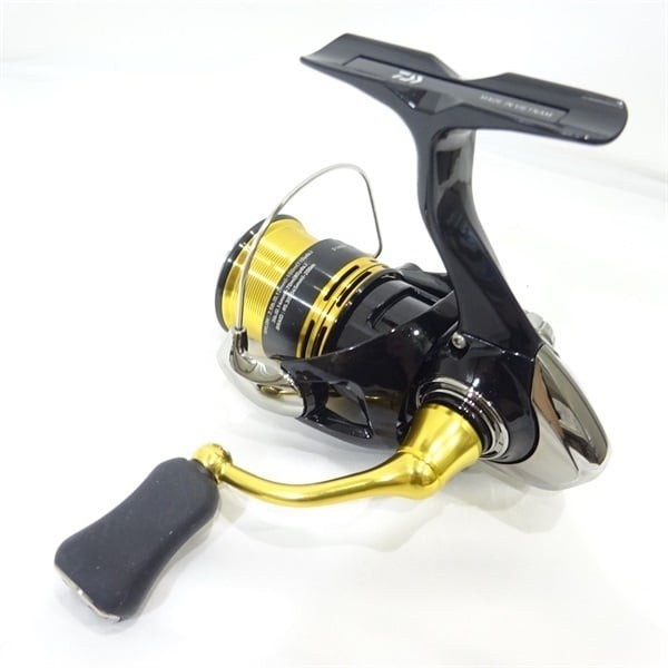 Daiwa 23 Legalis LT1000S Spinning Reel Air Drive JDM Used Good Condition Japan