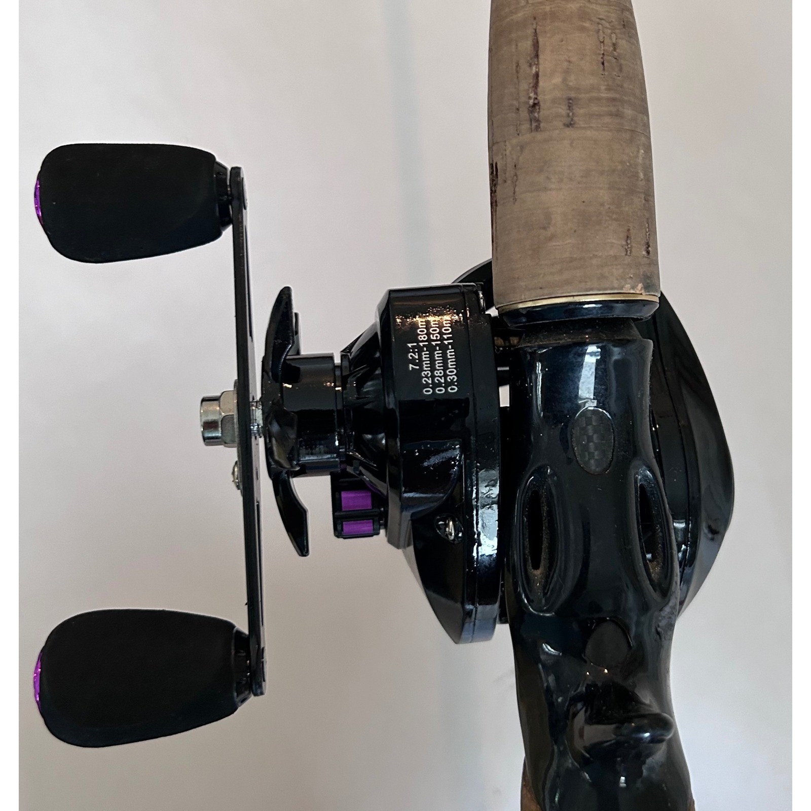 Baitcasting Fishing Reel 18+1 BB 7.2:1 Gear Ratio Black Purple Magnetic Brake RH