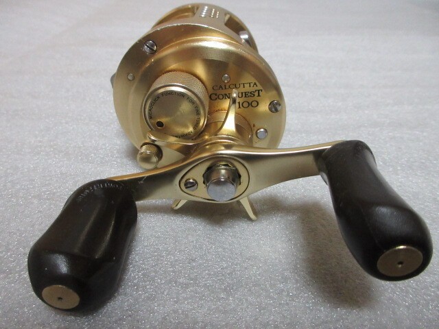 SHIMANO Baitcast Reel 01 CALCUTTA CONQUEST 100 Right Full Metal Body Excellent