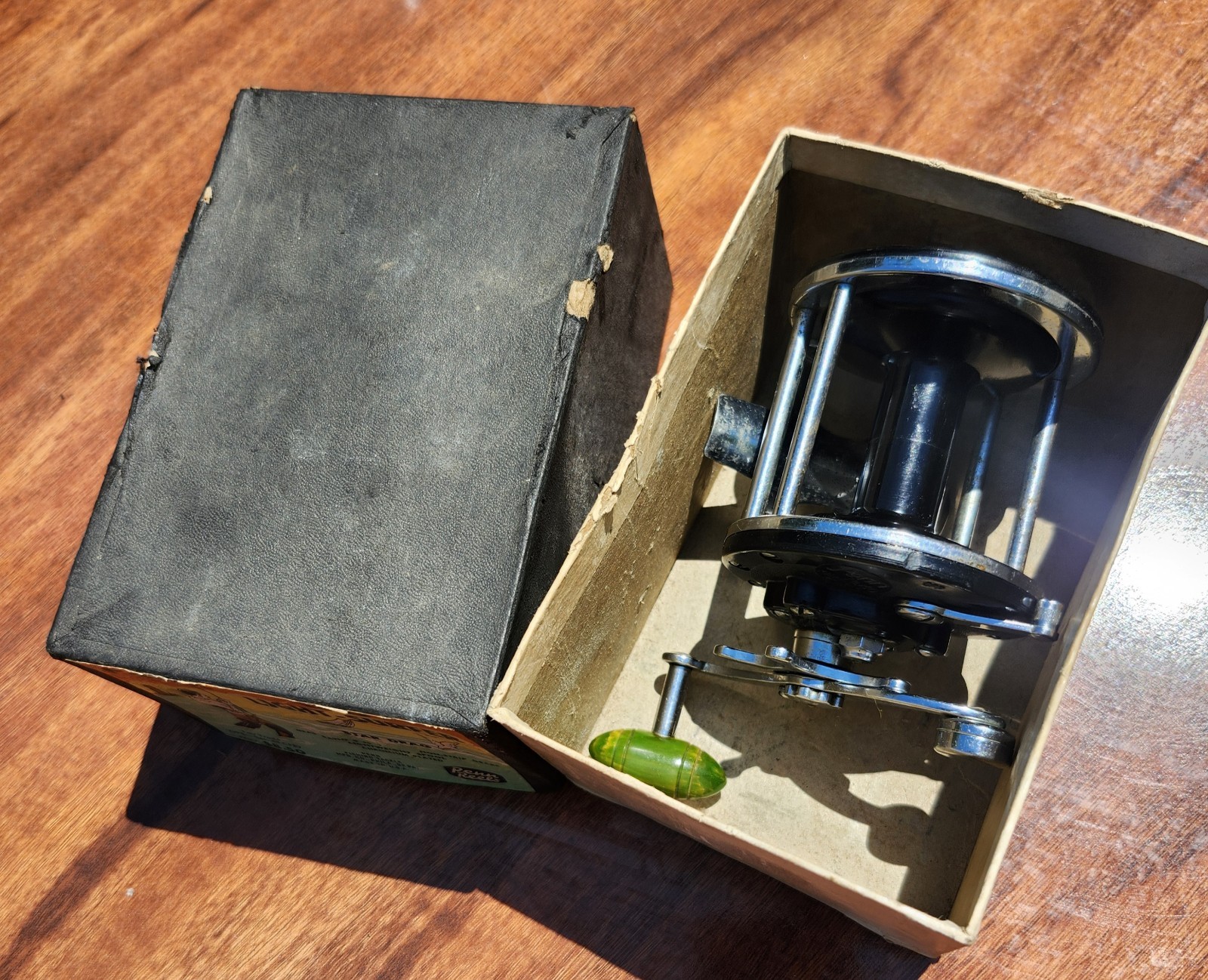 Vintage PENN USA No. 160 „Light Surfer“ Black Star Drag w Box Lighthouse Model
