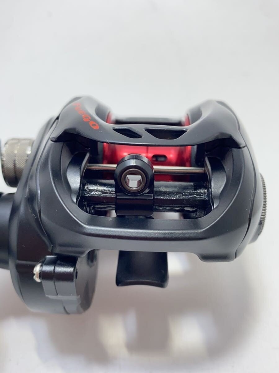 Daiwa Fuego CT Reel, Fishing Gear, Near Mint, 7.1in/6in/7.8in