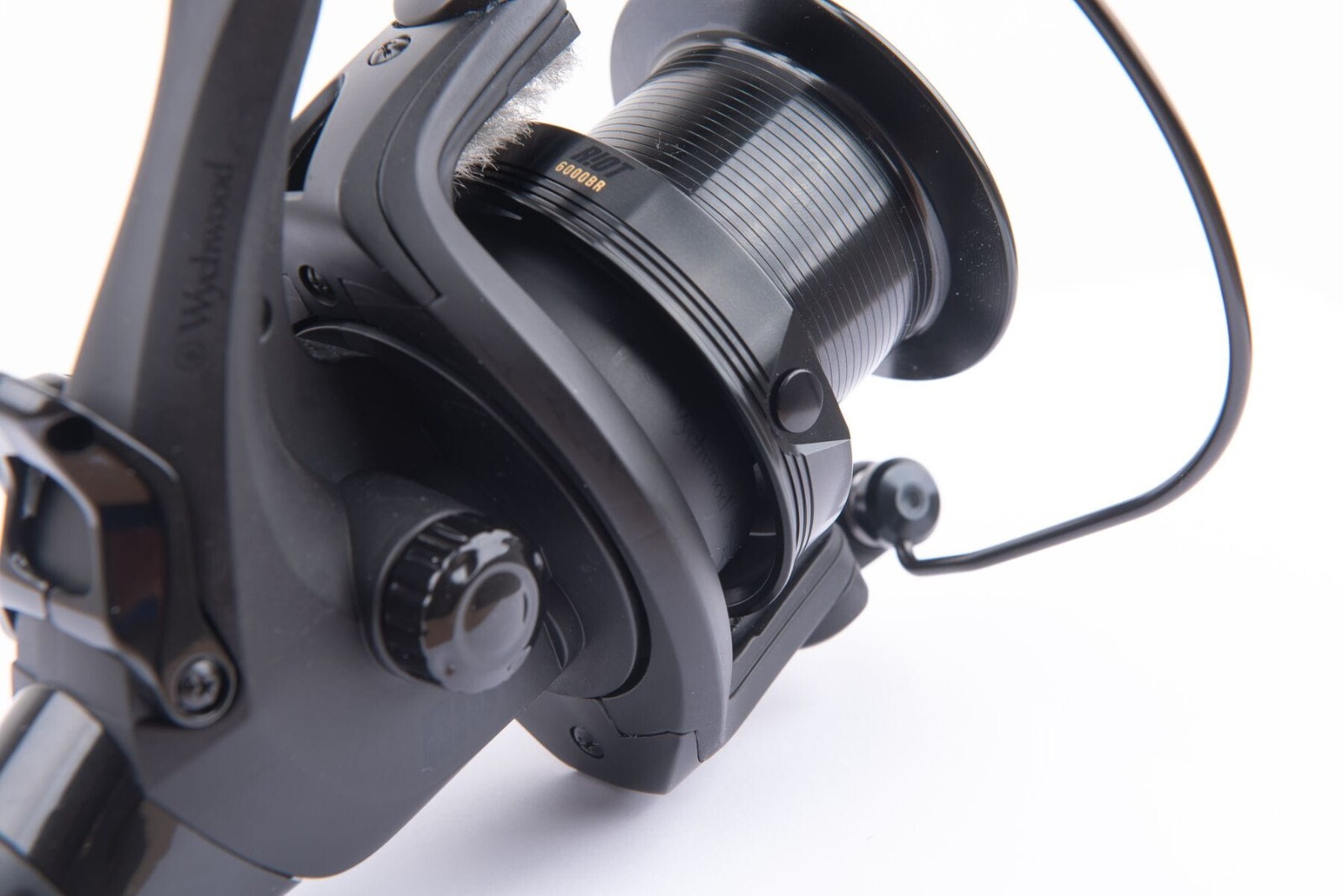 Wychwood Riot FS Fishing Reel Carp Coarse Free Spool Reel All Sizes NEW