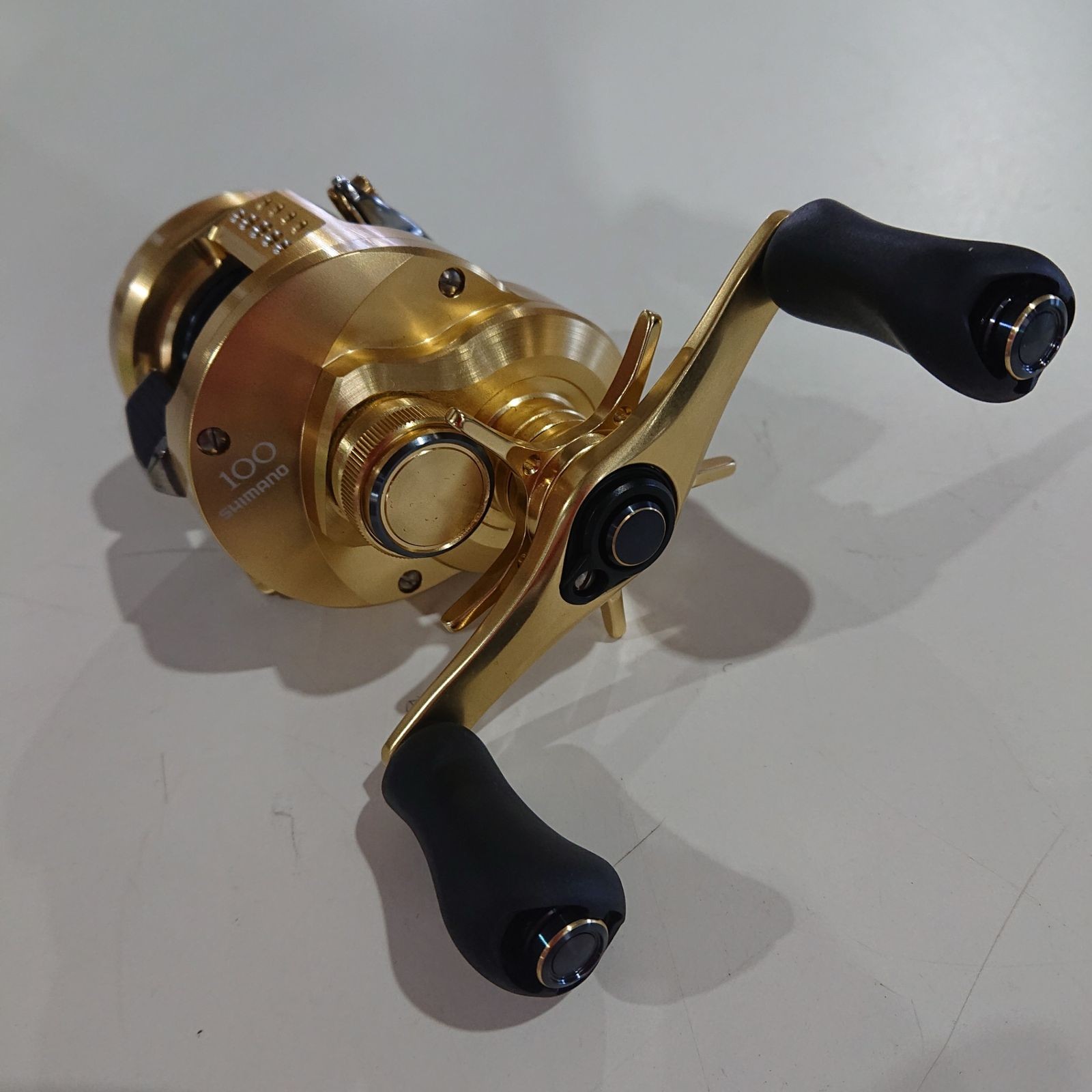 [EXC] SHIMANO Calcutta Conquest 100 04232 2021 Model Gold Baitcasting From JAPAN