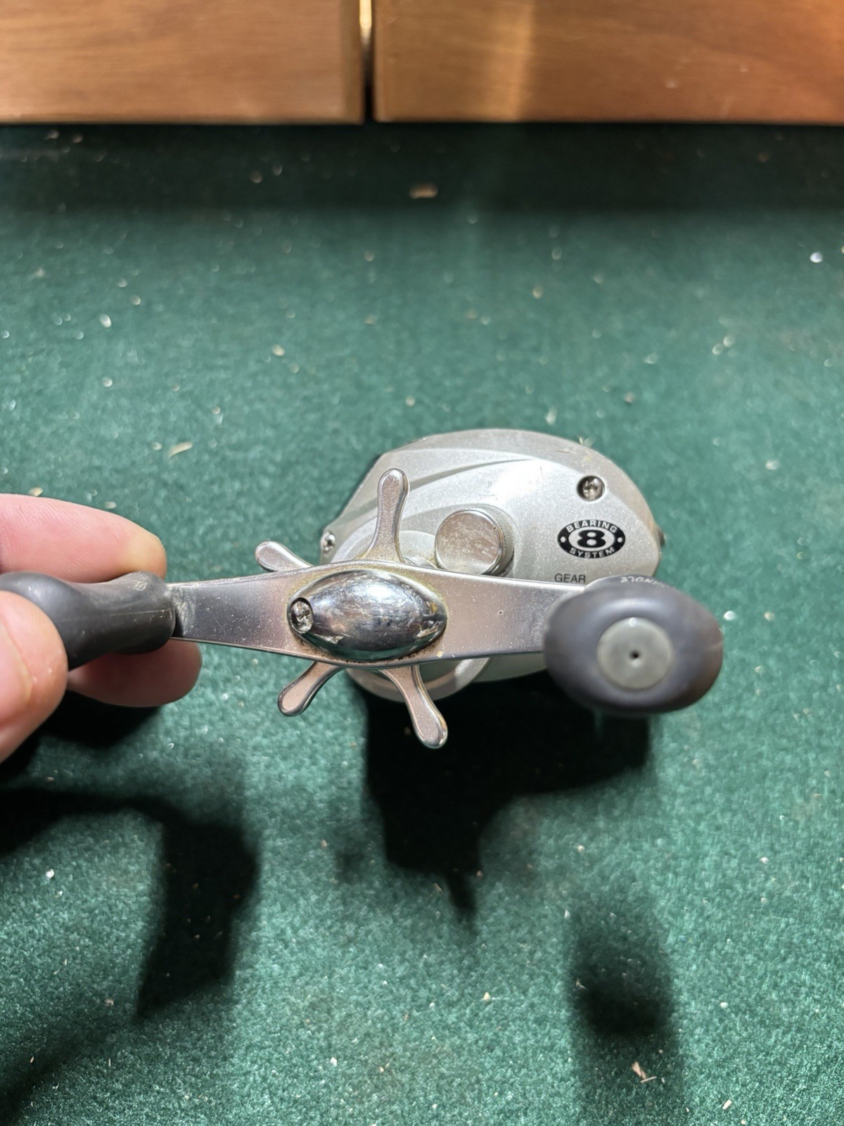 Pflueger Purist Baitcasting Fishing reel Left Hand (8 bearings) – Spins Well