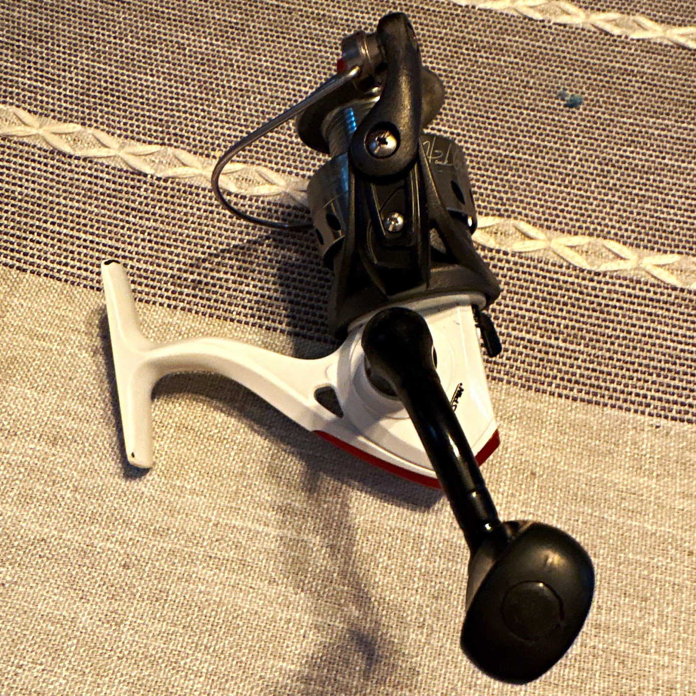 Shakespeare Hypercast HPA20 Spinning Reel 5.1:1 3BB Left Front Drag Pre-Spooled