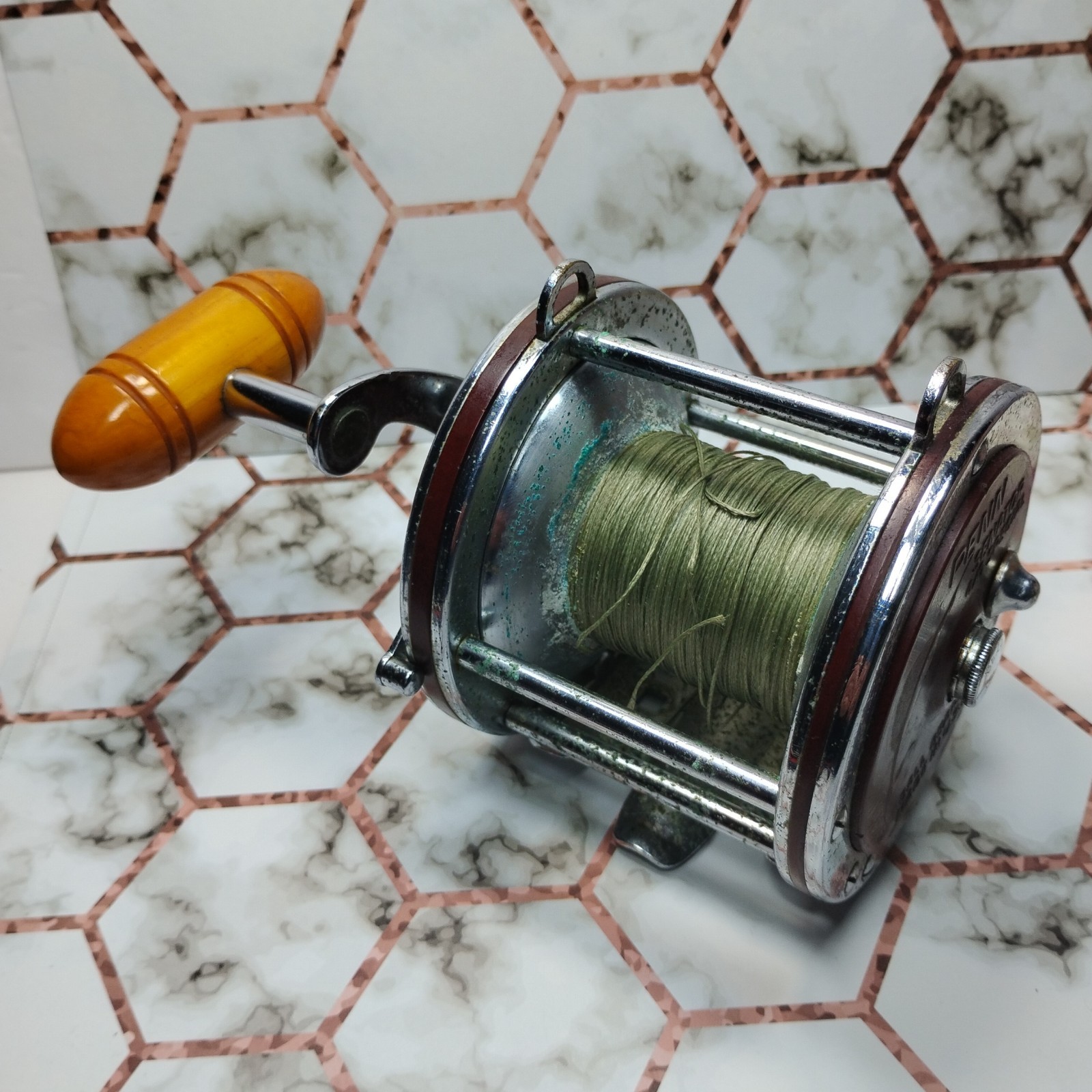 Penn Senator 113H Carl Newell Broadbill Super 4/0 Wide Fishing Reel BBCK