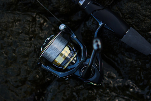 Shimano 25 ULTEGRA C2500SHG Spinning Reel New w/ Box from Japan