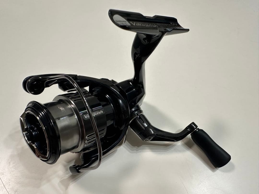 Shimano 19 Vanquish 1000SSSPG Super Shallow Spool Power Gear Spinning Reel