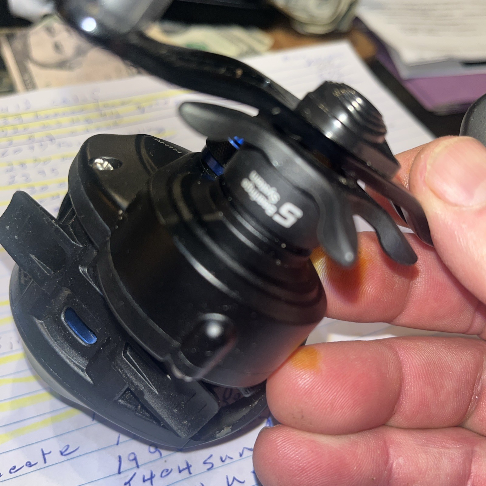 Lew’s Bait caster Reel AH1SH Right Handed.