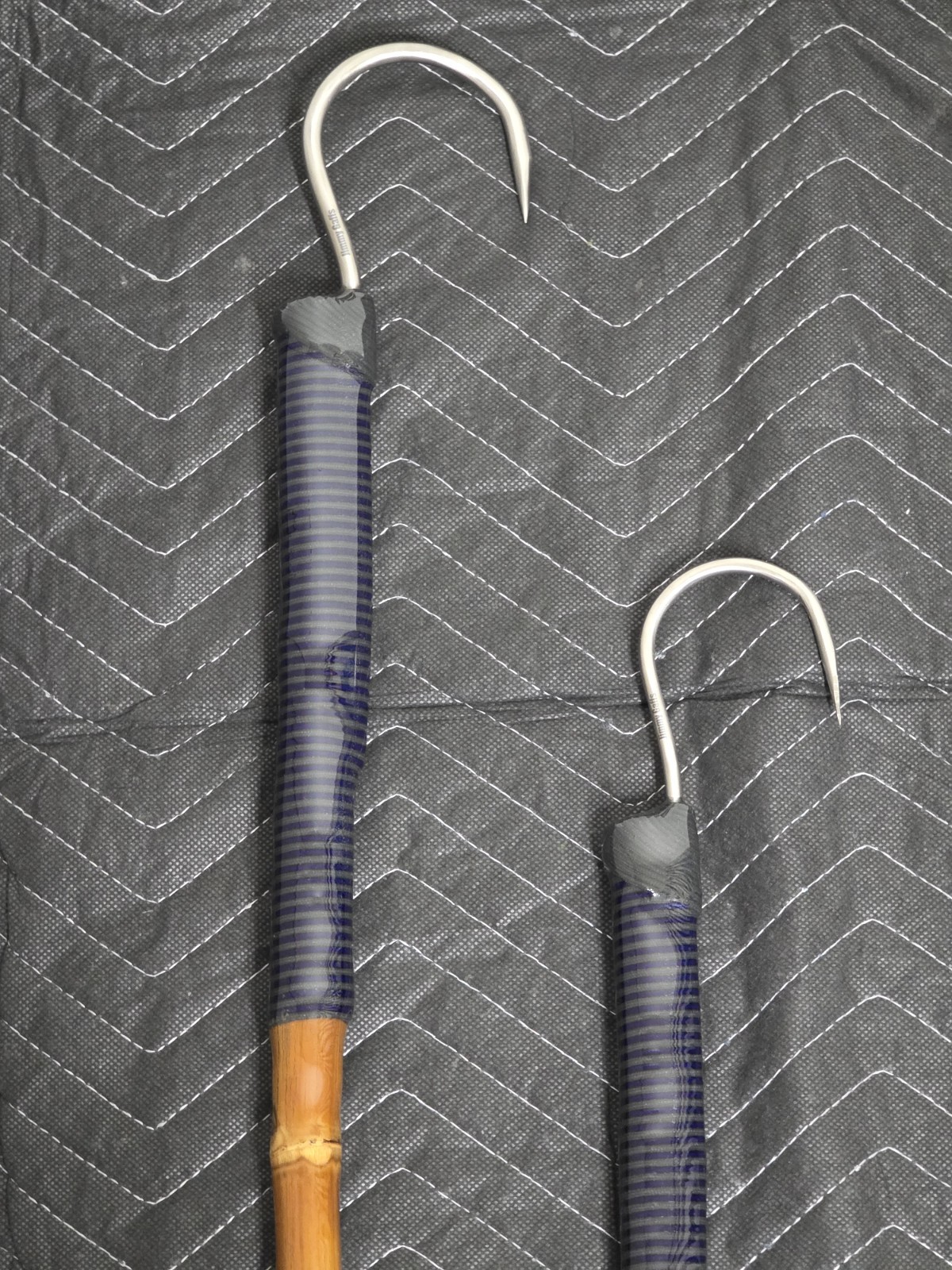 SET OF 2 CUSTOM FISHING GAFFS 7′ AND 6′ TITANIUM HOOKS