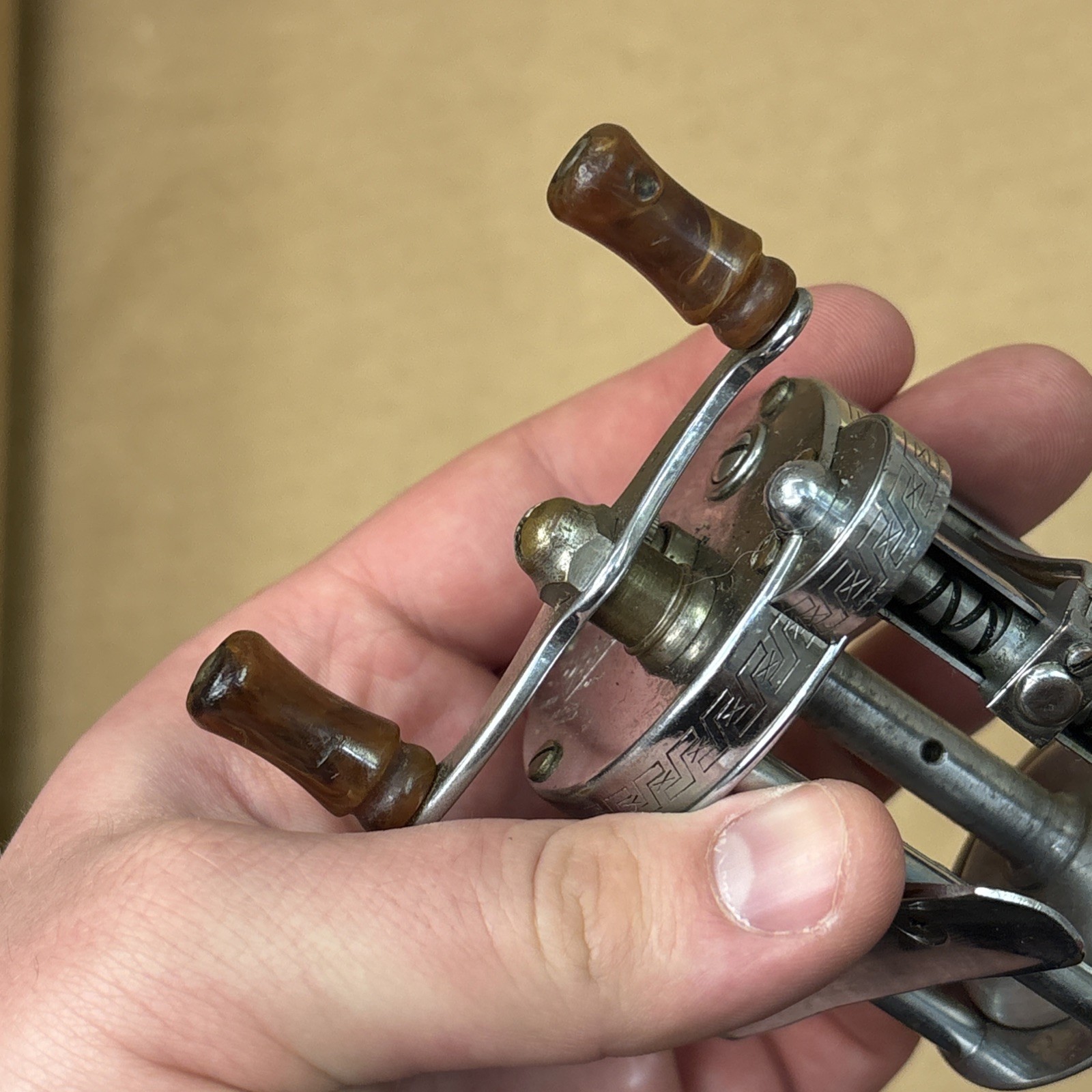 Pflueger Akron 1893L Fishing Reel