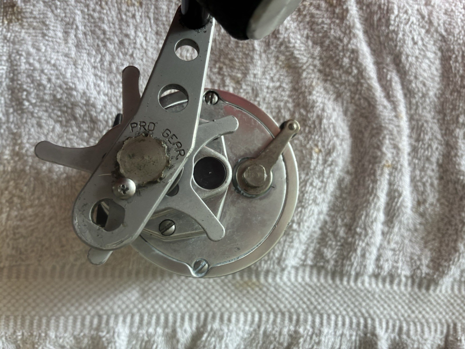 PRO GEAR 545 Conventional Fishing Reel Made In USA