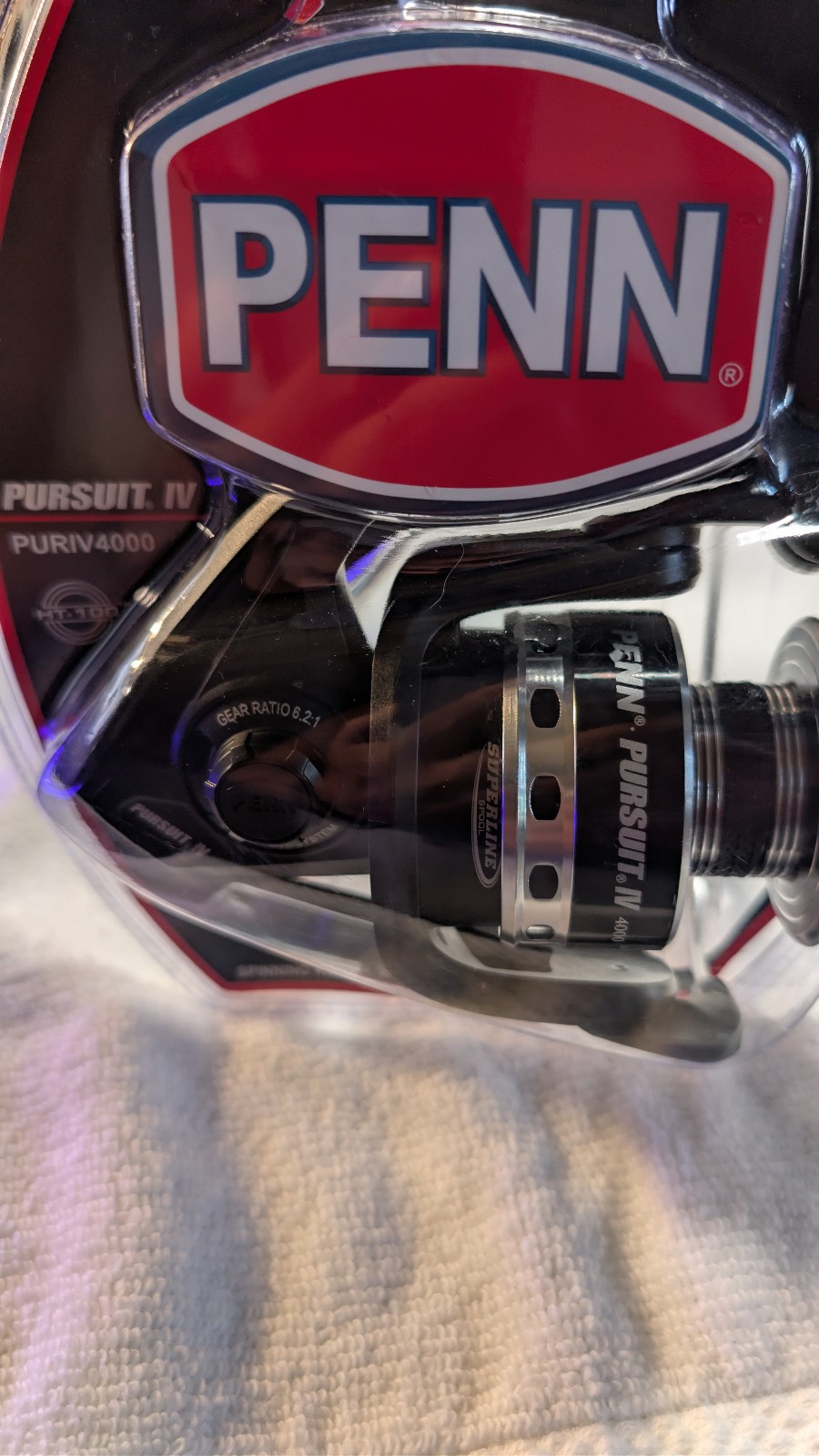 Penn Pursuit IV 4000. 4 Sealed Stainless Ball Bearings. New