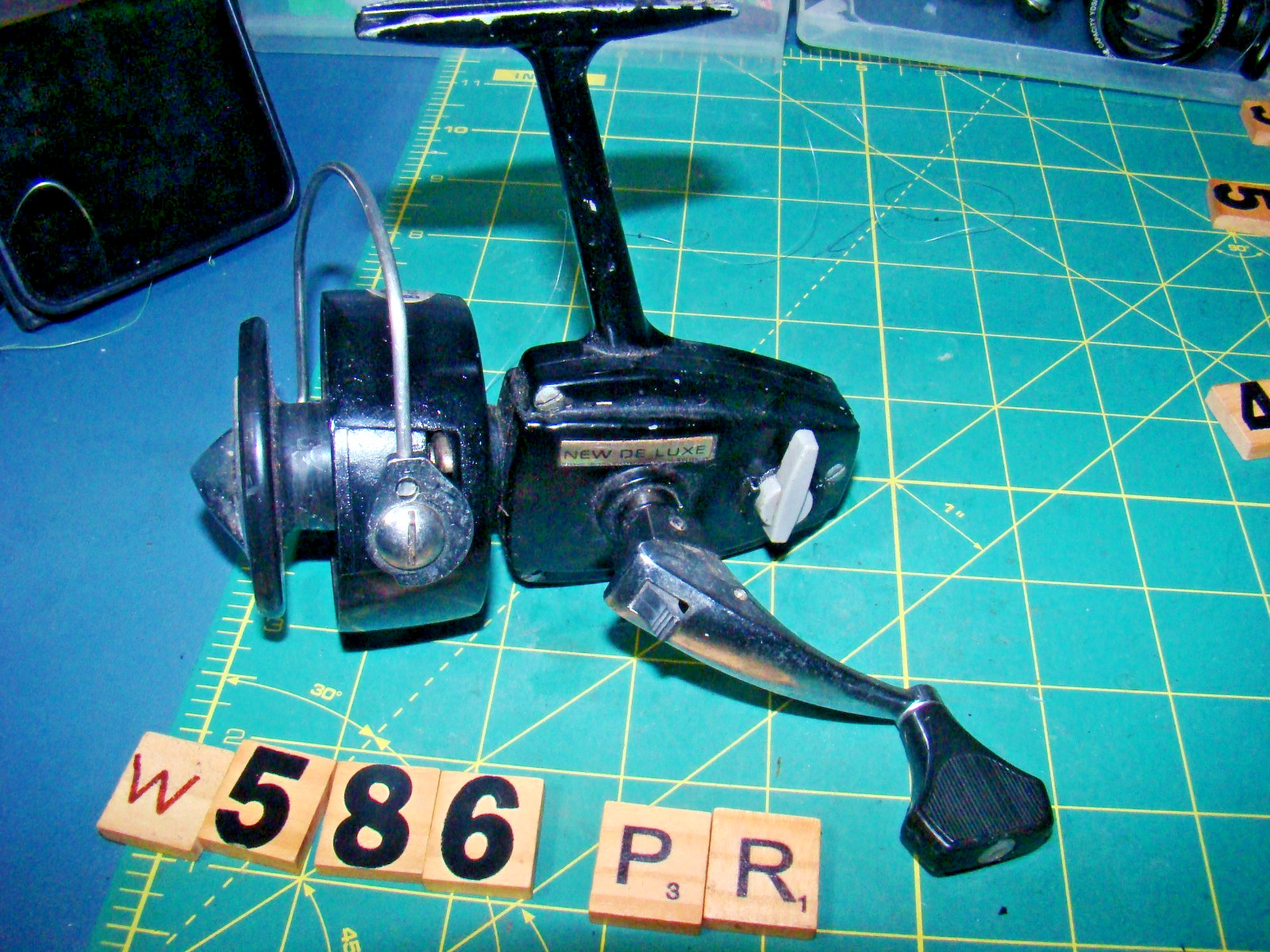 W0586 PR VINTAGE HORROCK IBBOTSON HI INTREPID NEW DELUXE SPINNING FISHING REEL