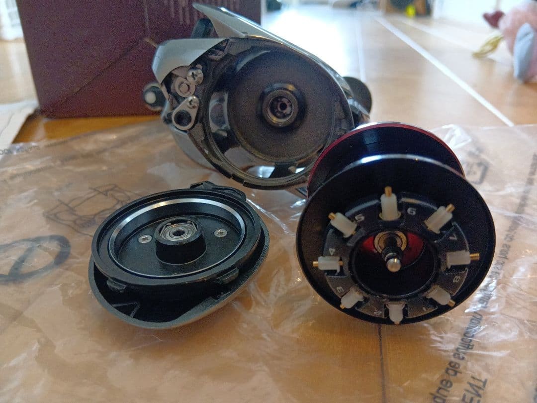 Shimano Scorpion MD 300XGLH Baitcasting Reel LH CORE SOLID BODY SVS MD TUNE