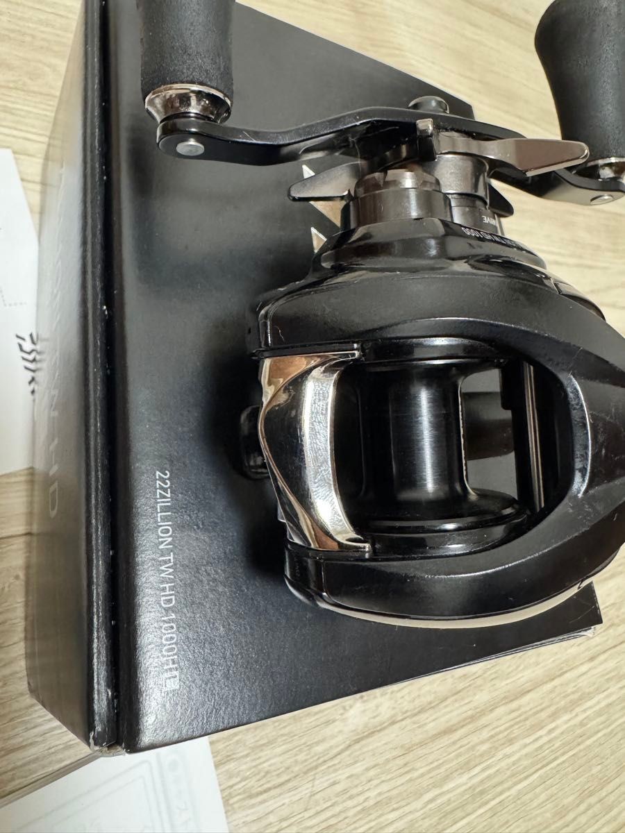 DAIWA Zillion TW HD 1000HL Left Handle Baitcasting Reel Heavy Duty Bass