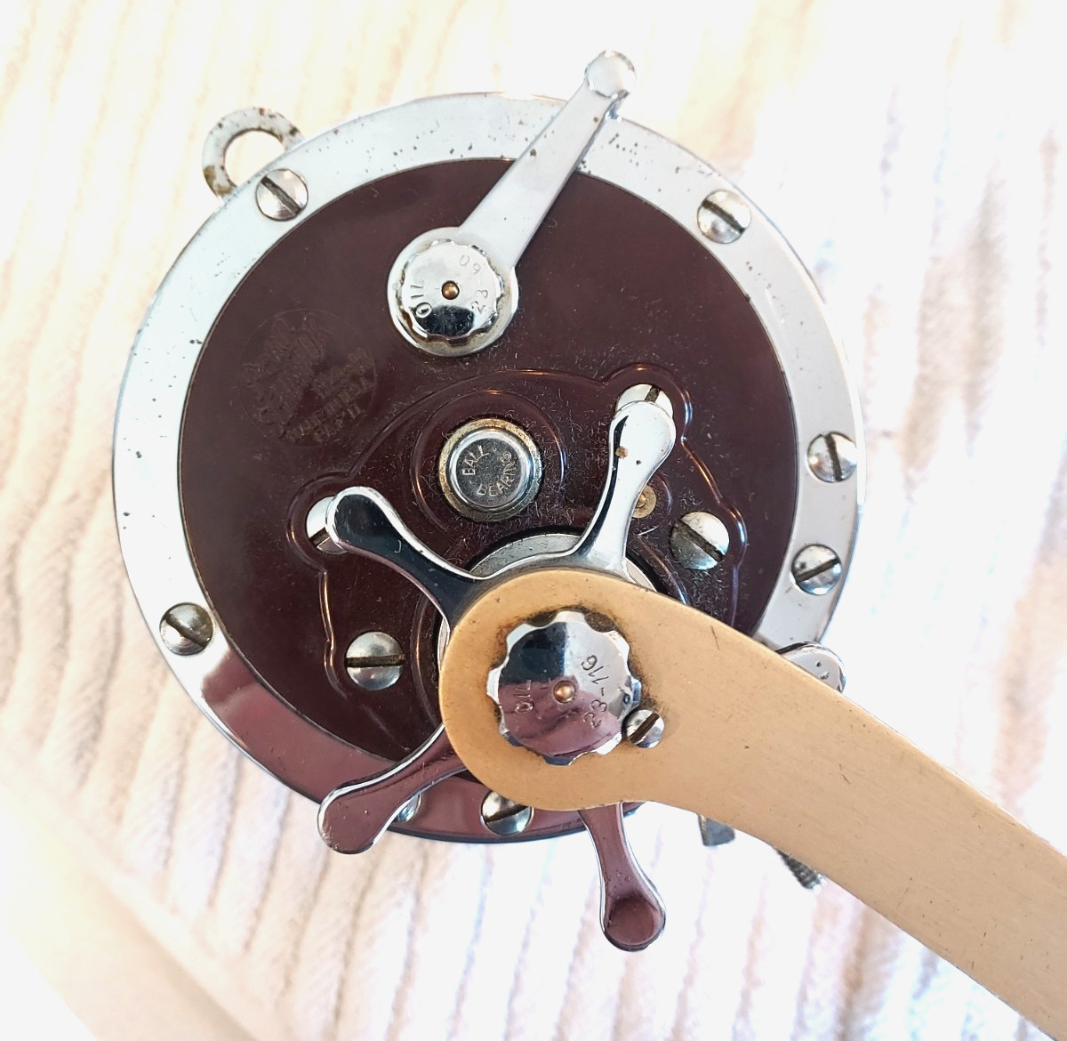 PENN SENATOR 114 H 6/0 USA, 6″ HANDLE, GREAT CONDITION SALT WATER FISHING REEL