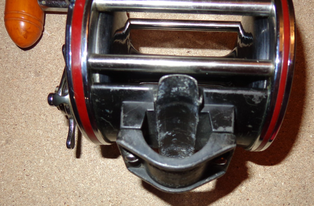 Used Penn Senator 113H Carl Newell Broadbill Super 4/0 Wide Fishing Reel BBCK