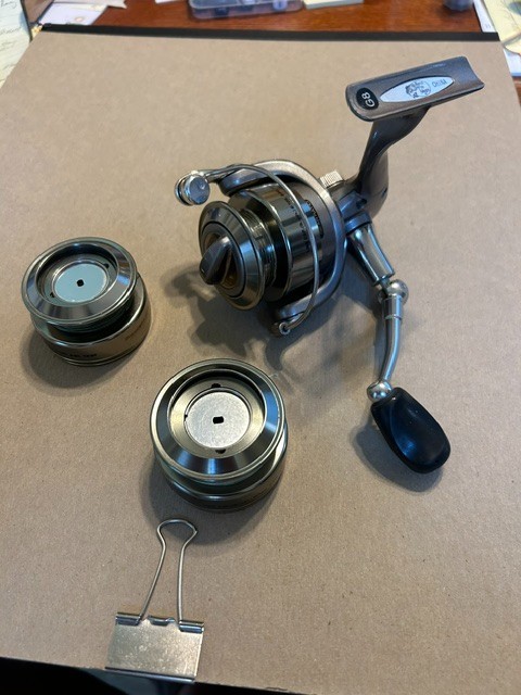 Bass Pro – Pro Qualifier PQ2000 Spinning Reel w/3 spools