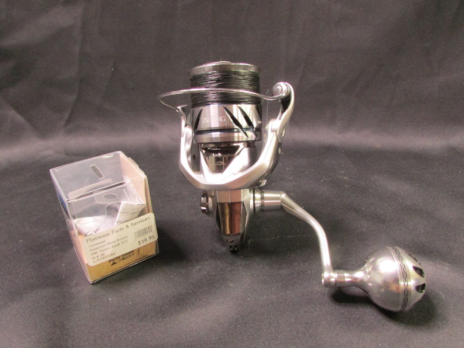 SHIMANO Stradic 2500HG Spinning Fishing Reel Japan with Gomexus Power Knob C1