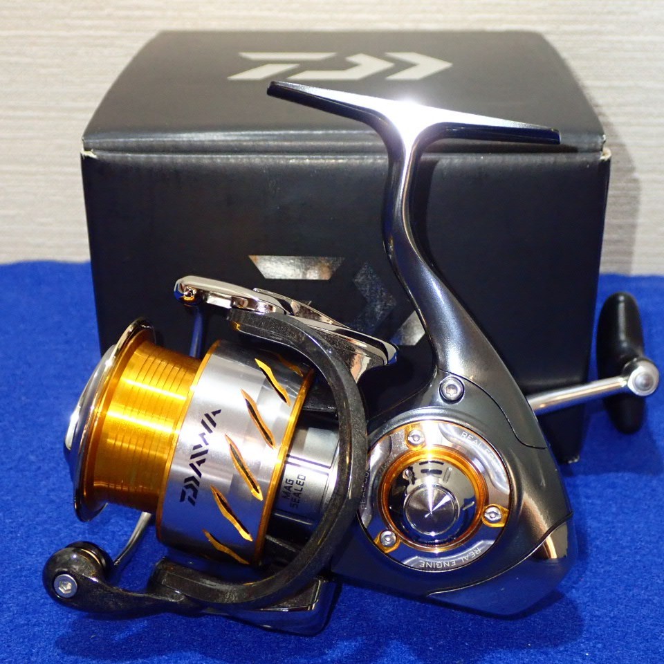 DAIWA Spinning Reel 13 CERTATE 2510R-PE with Box JDM Lure Fishing Made in Japan