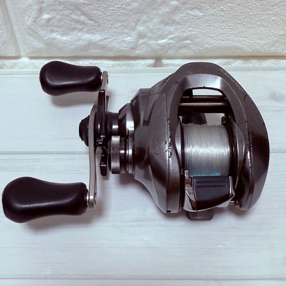 Shimano 17 Chronarch MGL 151 Left Baitcasting Reel CHRONARCH Used Excellent