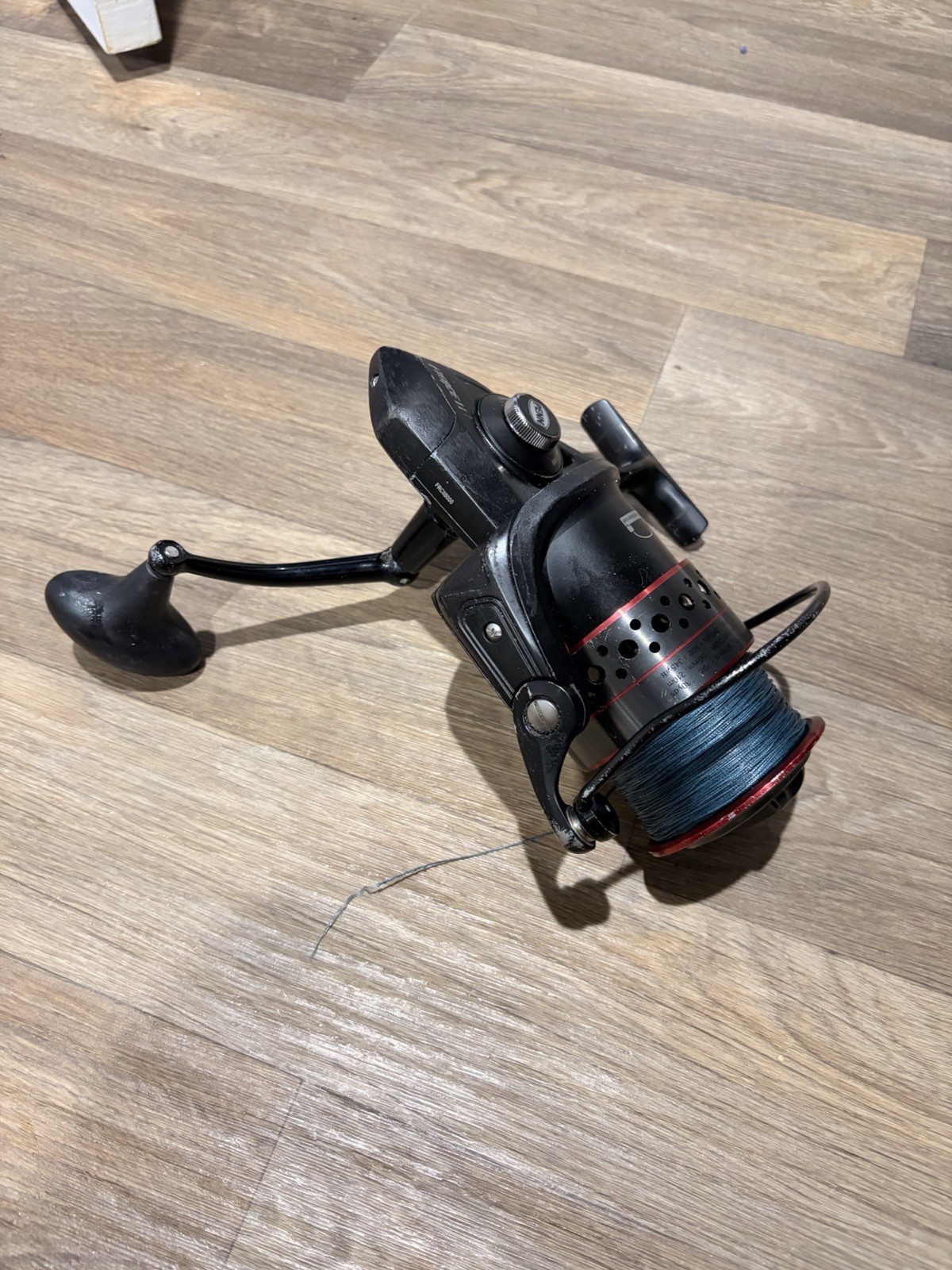 Penn Fierce II 8000 Spinning Reel With 350 Yard 80 Braid Spooled Shark Saltwater